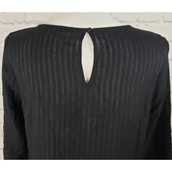 Halogen Blouse ~ Black Long Sleeve with Front Tuxedo Pleats ~ Size Large - Picture 4 of 7